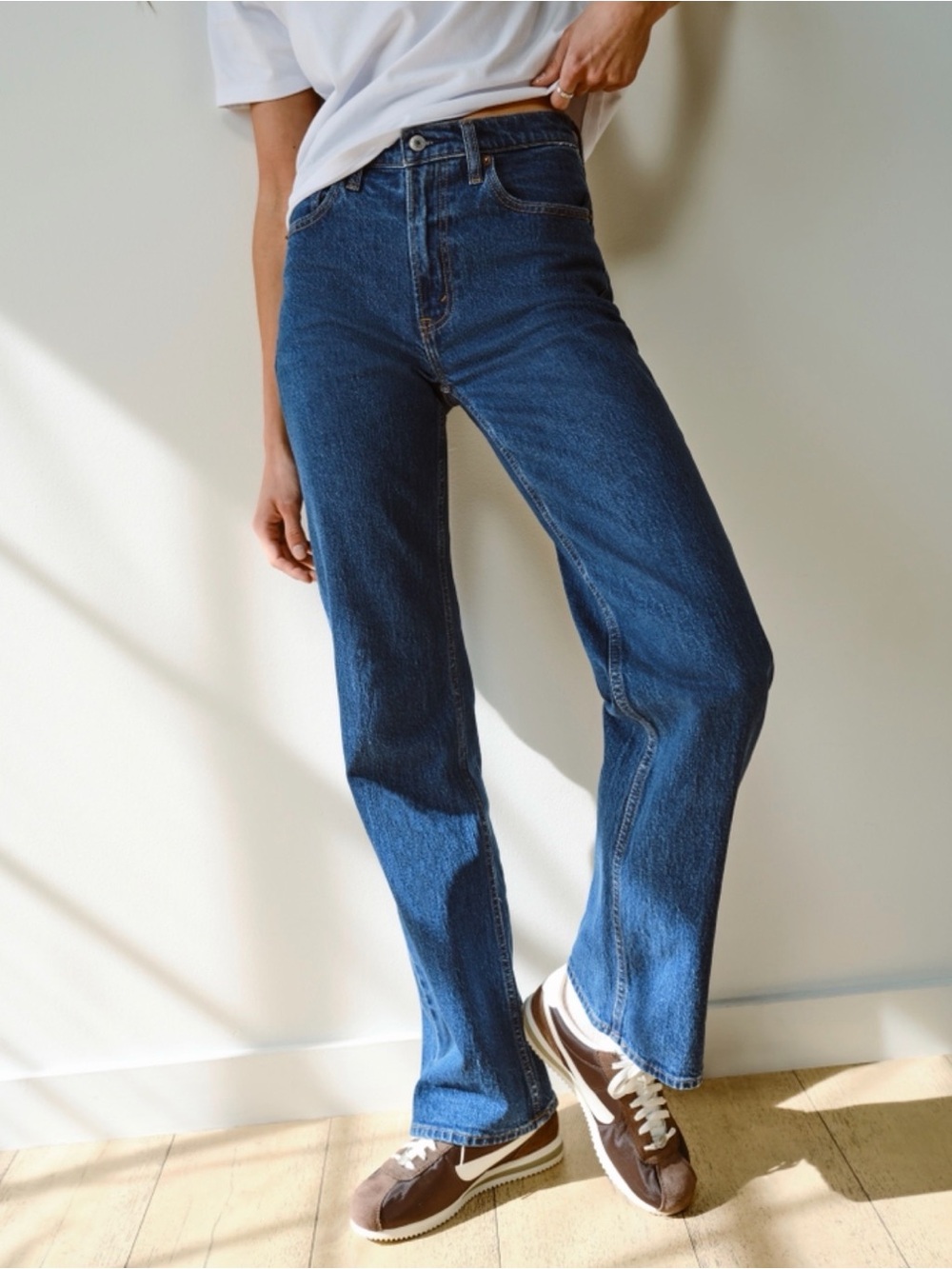 Abercrombie Curve Love High Rise 90s Relaxed Jean